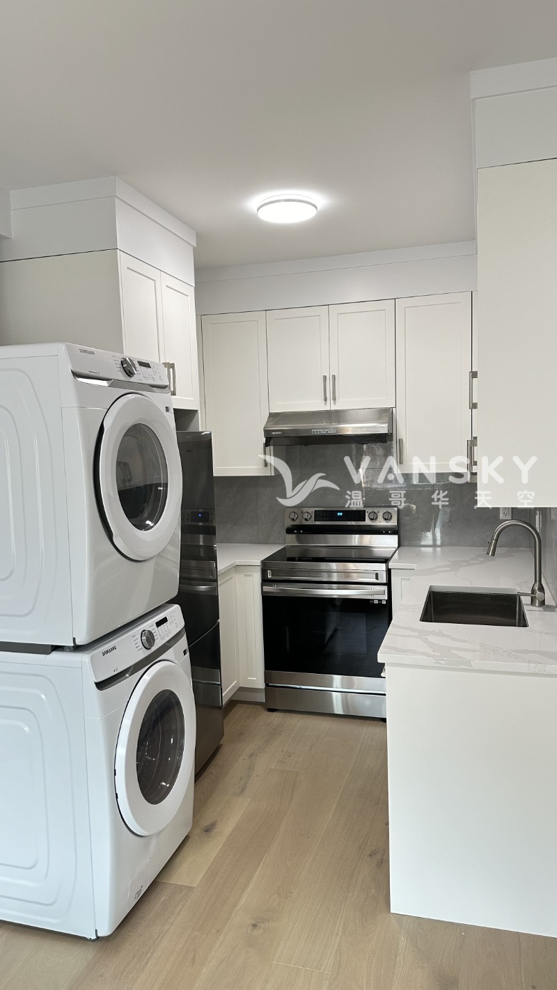 250208083341_02 Kitchen.jpg